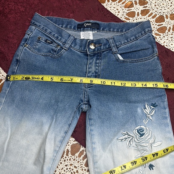 Yagi skinny bell bottom jeans 2 tone denim with floral embroidery size 3 junior - Picture 13 of 14